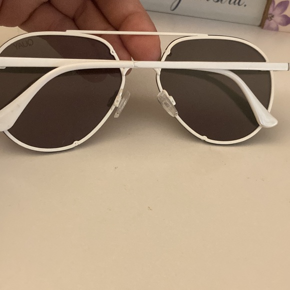 Quay Rebelle rose gold and white sunglasses - Picture 6 of 6